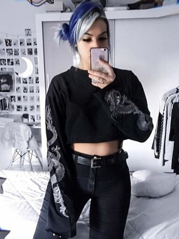 InsGoth Black Crop Top Hoodie Women Sweatshirt Gothic Punk Grunge Dragon Printed Harajuku Loose Sweatshirt Pullover Female Top Angelwarriorfitness.com