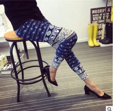 Printed Leggings polka dots Angelwarriorfitness.com