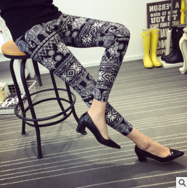 Printed Leggings polka dots Angelwarriorfitness.com