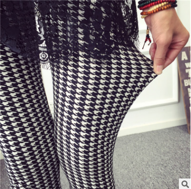 Printed Leggings polka dots Angelwarriorfitness.com
