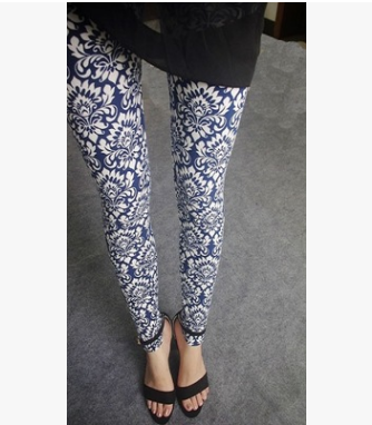 Printed Leggings polka dots Angelwarriorfitness.com