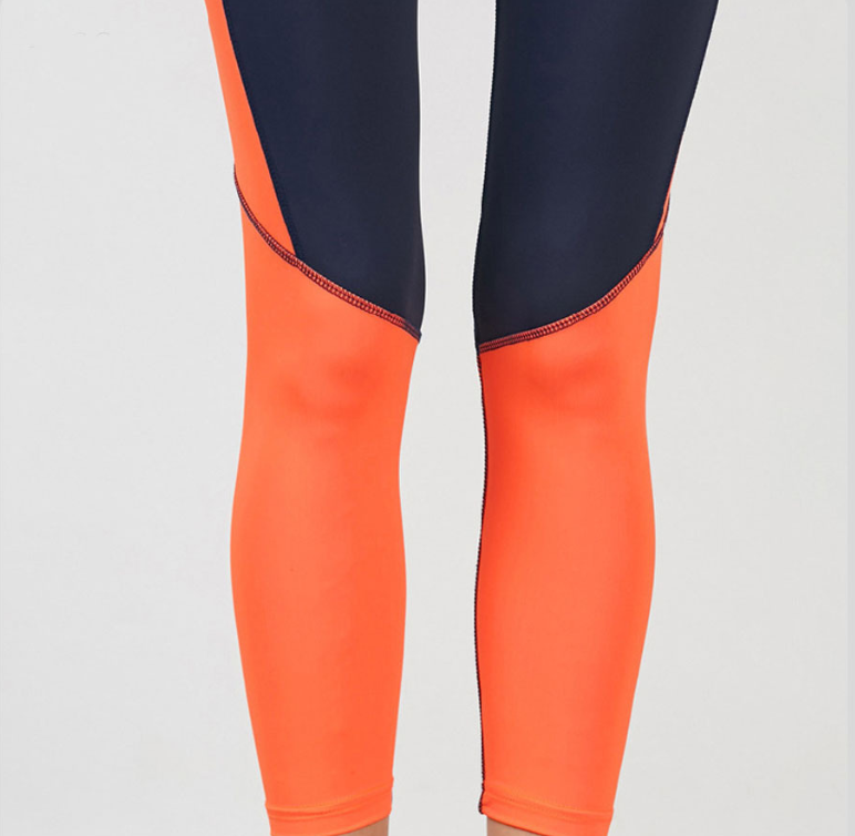 Contrast stitching yoga leggings Angelwarriorfitness.com