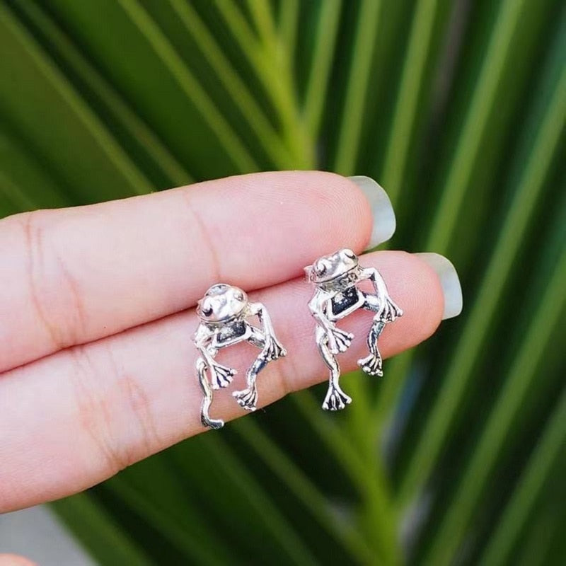 Retro Cute Frog Earring For Women Gold Silver Color Gothic Animal Pirecing Stud Earring Female Charm Jewelry Gift Angelwarriorfitness.com