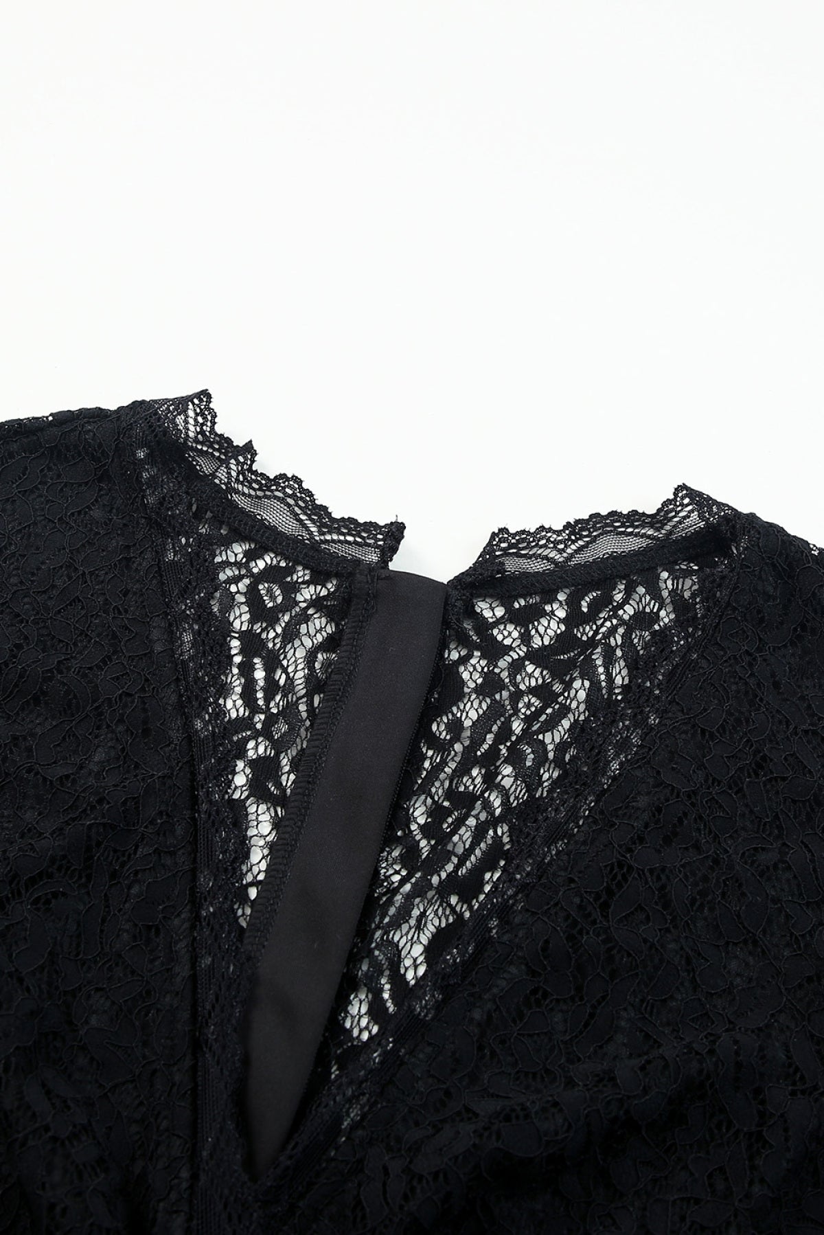 Black Lace Contrast V Neck Long Sleeve Jumpsuit Angelwarriorfitness.com